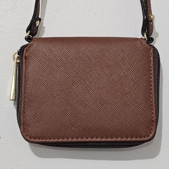 Aldo -Wallet Wristlet Strap Gold Hardware Credit Card Slots - Small - Brown - Picture 3 of 8